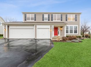 9894 Fairfield Rd, Huntley, IL 60142