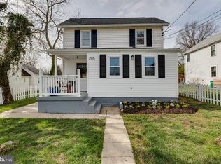 205 10th St, Laurel, MD 20707