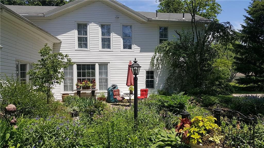 8300 Lake Pleasant Rd, Erie, PA 16509 Zillow