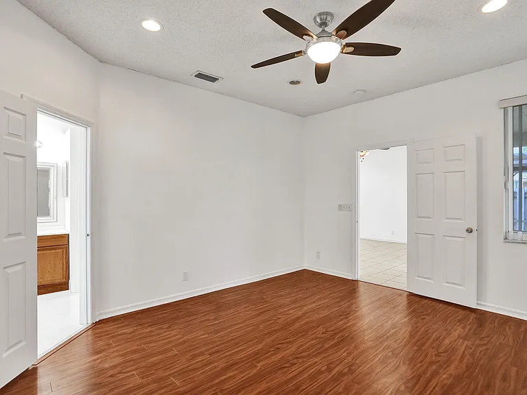 3717 Pebblebrook Mnr — Photo 32