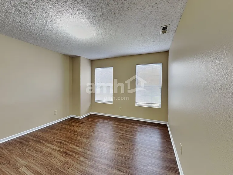6904 Eagle Crossing Blvd — Photo 19