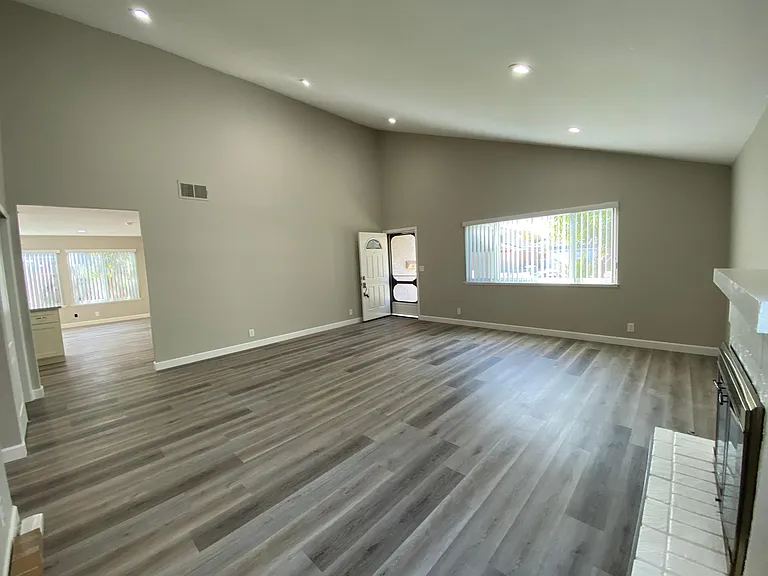 4680 Mia Cir — Photo 4