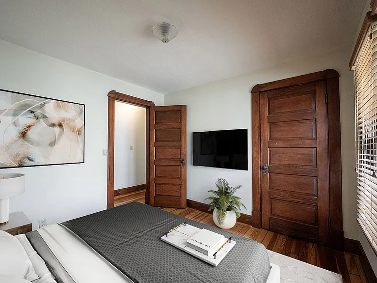 721 Woodruff Place East Drive — Photo 13
