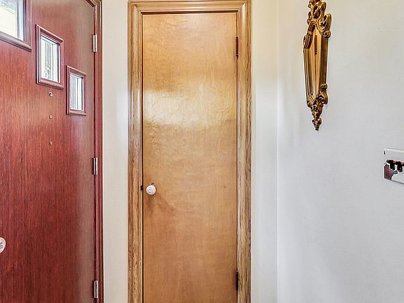 4th image of 6433 N Ogallah Ave