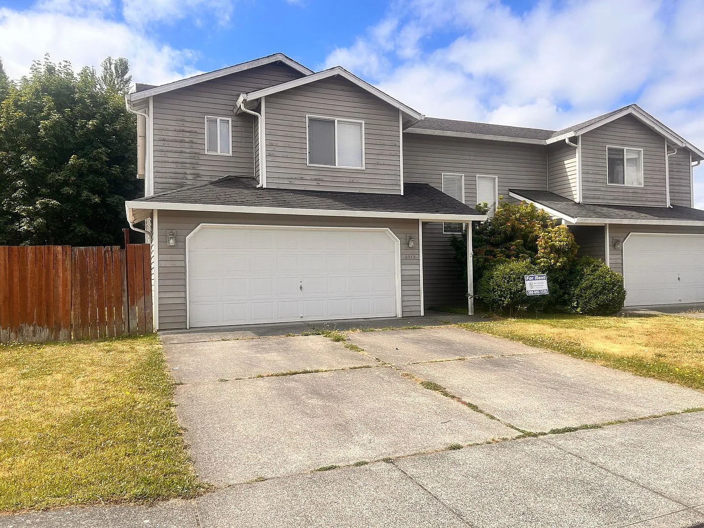 Charming Battle Ground Two-Story Home with Fenced Backyard! — Photo 1