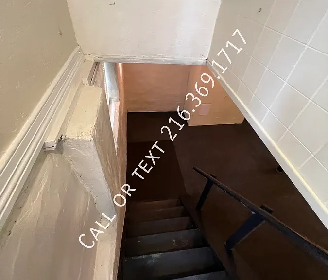 2088 W 101st St #LOWER — Photo 16