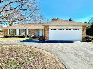 1535 Wadsworth Rd, Wheaton, IL 60189