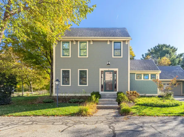 1 Ciderhill Ln, Douglas, MI 49406