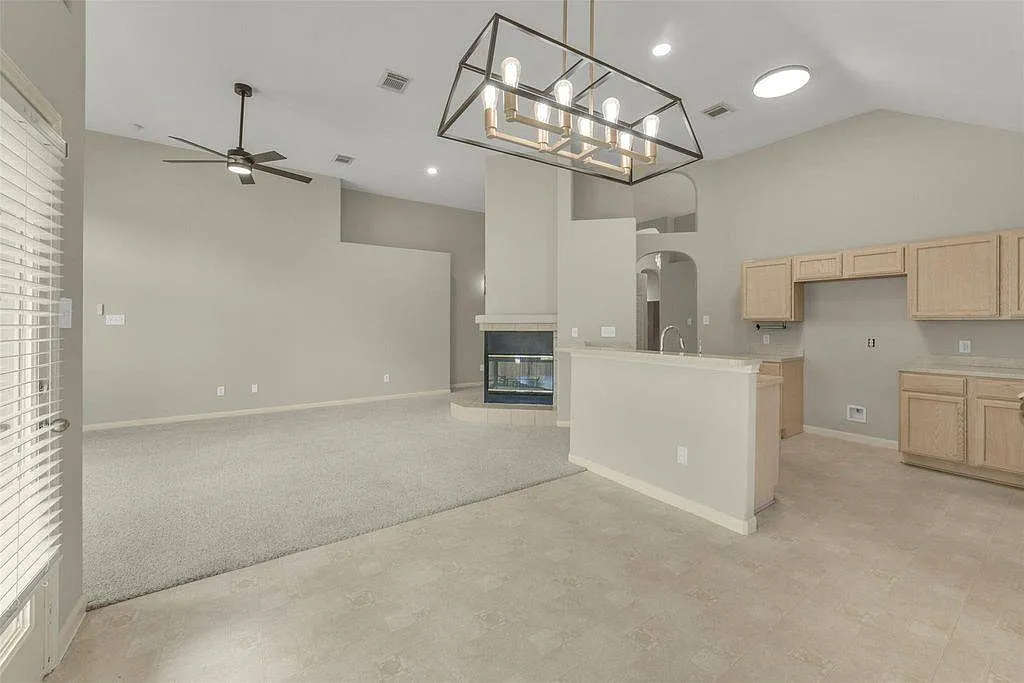 19254 Dillsbury Court in Katy, TX 77449 — Photo 3