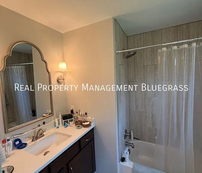 314 Sheridan Dr — Photo 8