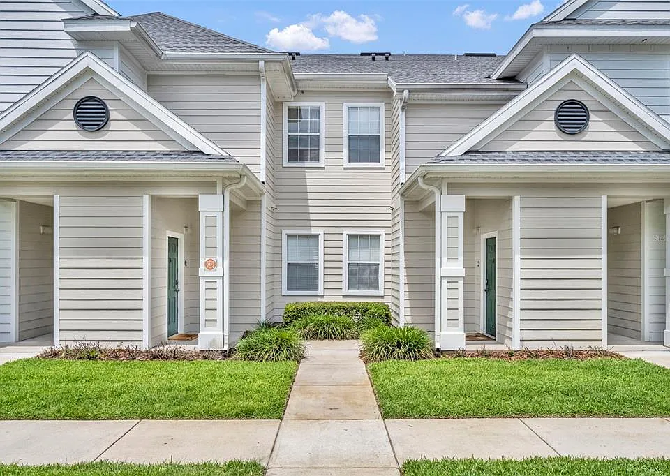 200 Southern Pecan Cir #206