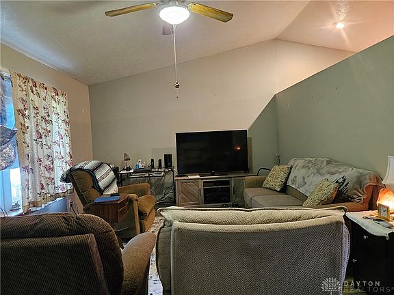 4th image of 620 Fletcher Pike
