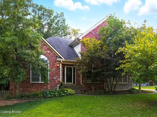 3902 Forest Trace Ct, Louisville, KY 40245