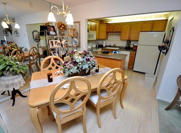 3rd image of 403 Pine Glen Ln APT B-2