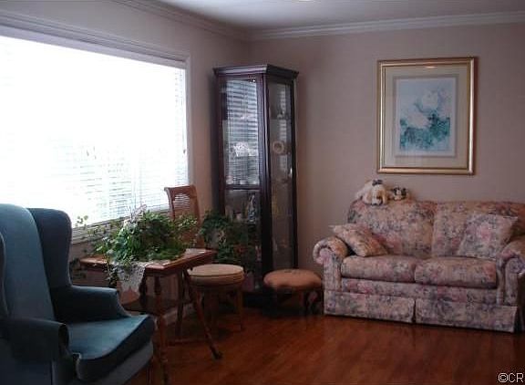3rd image of 20930 Conradi Ave