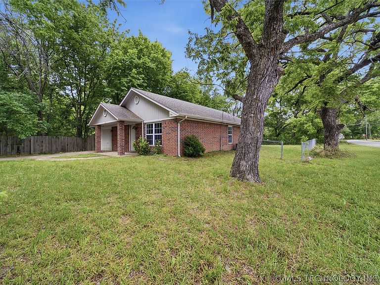 Listing photo 4