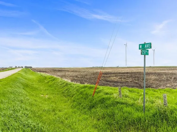 250th St, Grand Junction, IA 50107
