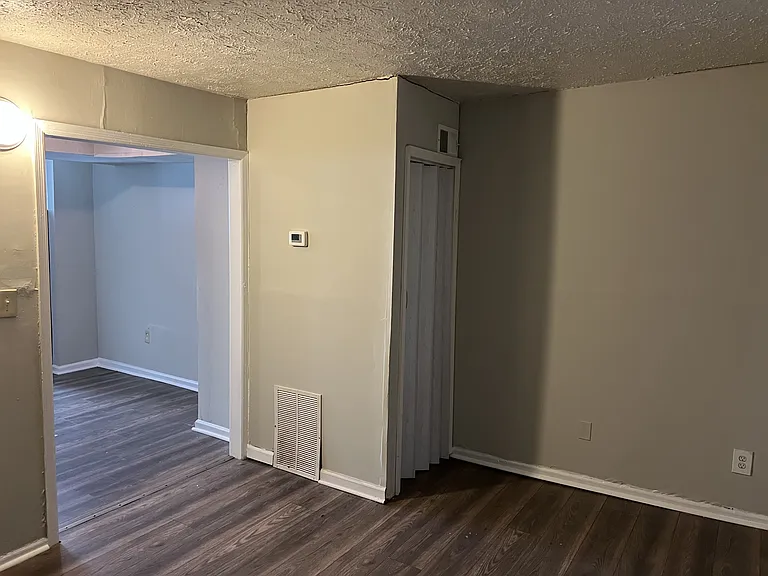 390 Cowan St #394 — Photo 14