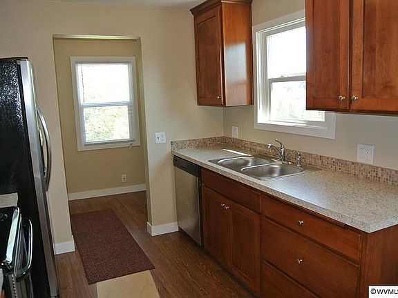 5th image of 141 Eola Dr NW
