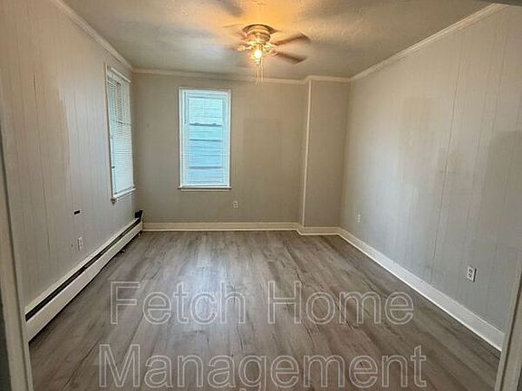 3rd image of 1027 E Market St Unit 2