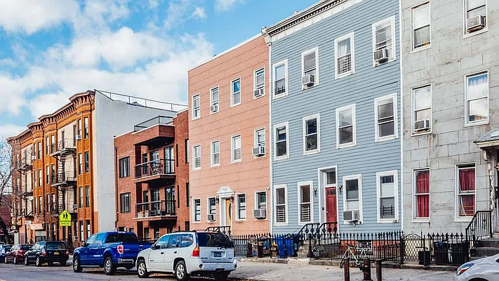 Rented by Nooklyn NYC LLC | media 9