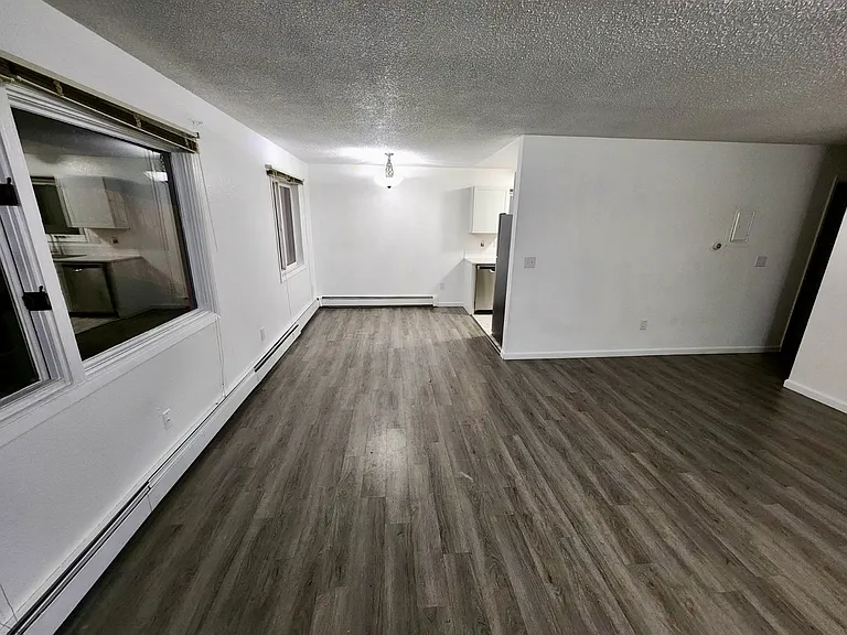 12401 Landmark St #8 — Photo 3