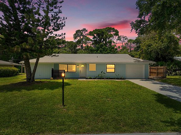 2nd image of 6007 Fort Pierce Boulevard