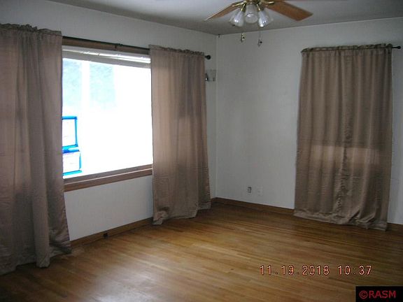 4th image of 1128 Saint John Ave