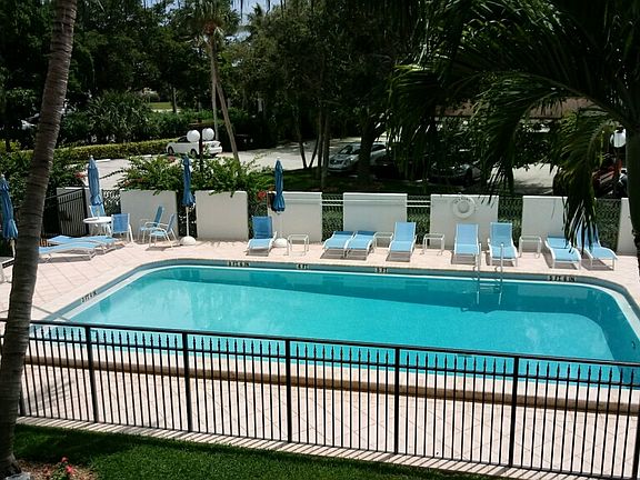 4th image of 1630 Seaway Dr APT 203