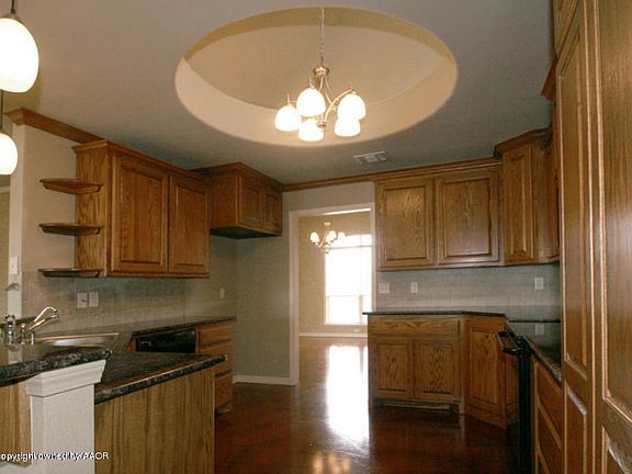 5th image of 8117 Barstow Dr