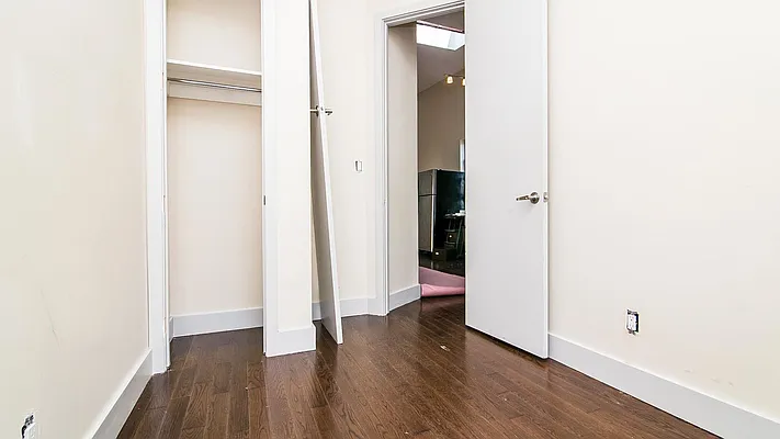 Rented by Nooklyn NYC LLC | media 38