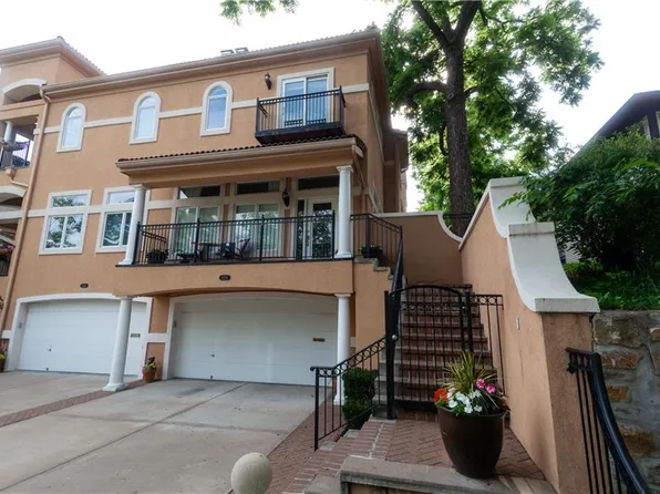 5034 Walnut St #2, Kansas City, MO 64112