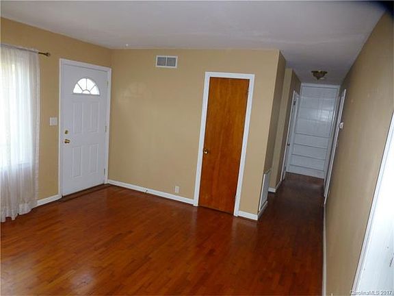 4th image of 142 Valleydale Dr