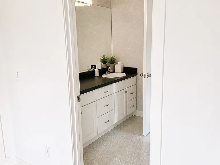 39710 Alsace Ct — Photo 52