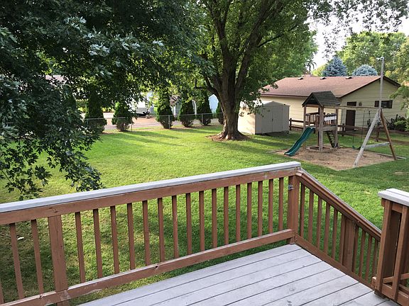 5th image of 1028 Naumkeag St S