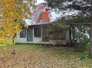 471 4th St, Lupton, MI 48635