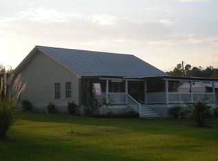 265 Oscar Smith Rd, Carriere, MS 39426