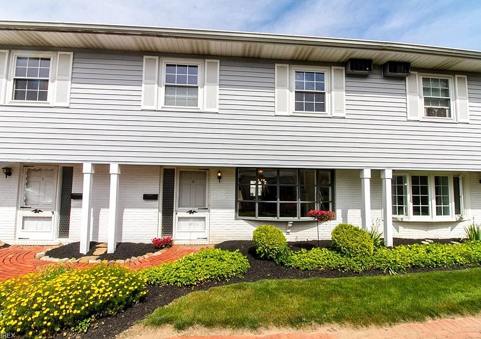 1st image of 14 Meadowlawn Dr Unit 2