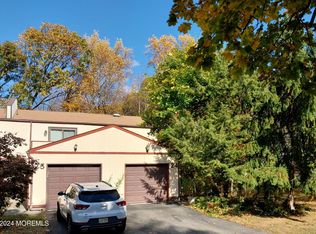 24 Ellen Heath Dr #24, Matawan, NJ 07747