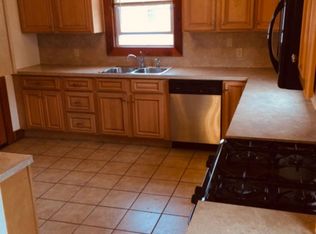 659 Academy Ave #2, Providence, RI 02908