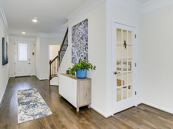 3rd image of 22804 Bubbling Brook Dr