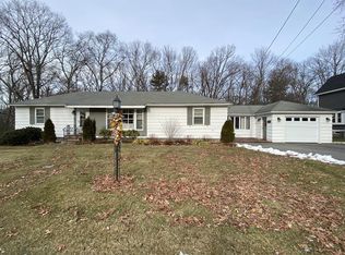 29 Sutherland St, Andover, MA 01810