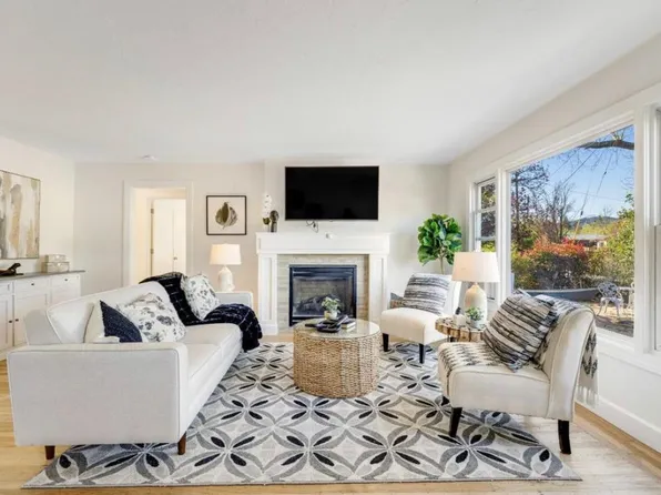 46 Lauren Ave, Novato, CA 94947