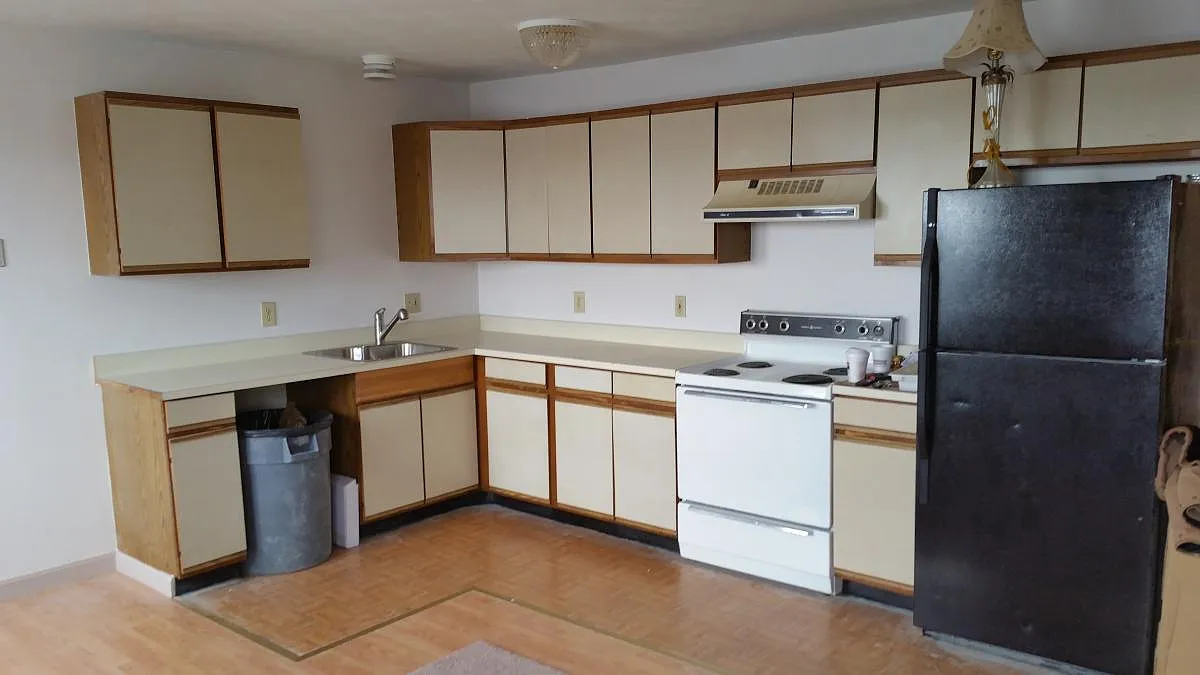 2 bed, 750 sqft, $1,800 — Photo 3
