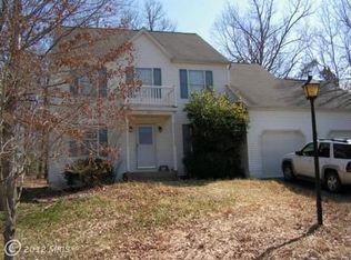 6330 Forest Grove Dr, Fredericksburg, VA 22407