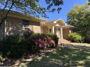 141 Green Acres Cir, Hot Springs National Park, AR 71913