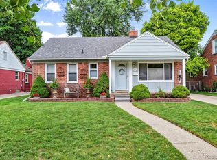 1360 Venice St, Dearborn, MI 48124