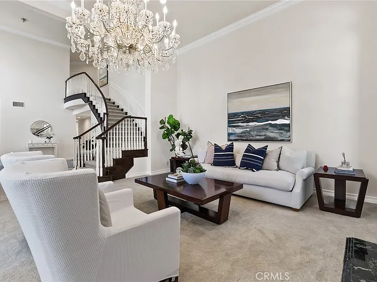 2821 Copa De Oro Dr — Photo 6
