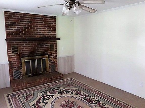5th image of 1409 Swain St