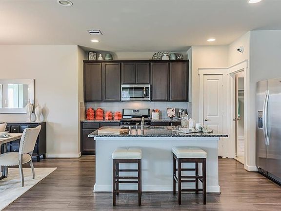 3rd image of 15411 Trumball Manor Dr